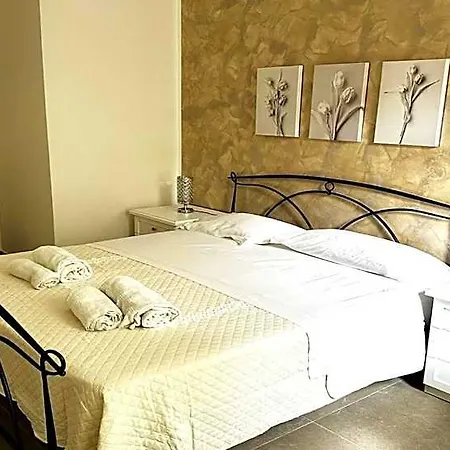 Ch Exclusive Aparthotel 4*