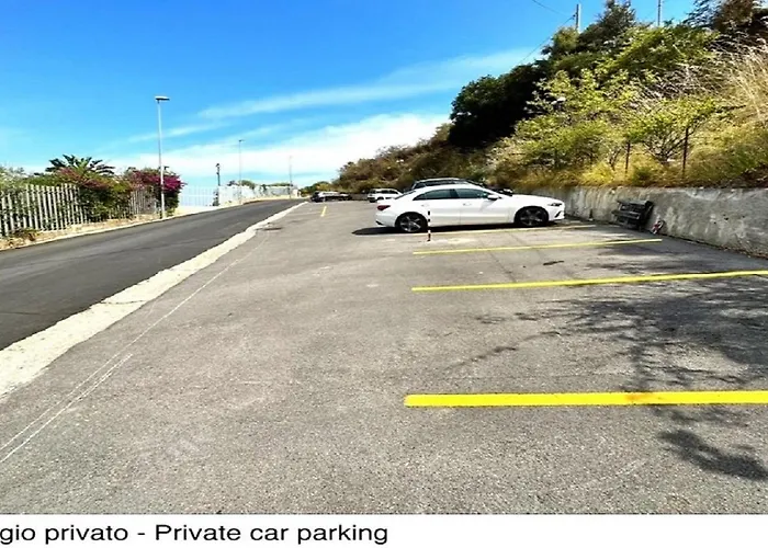 Ch Exclusive Aparthotel 4*